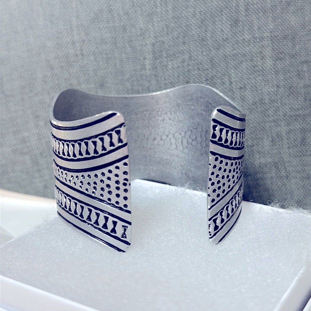 Native American Hopi Silver Overlay Cuff Bracelet - Picture 3 of 8